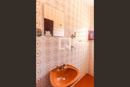 Casa à venda com 200m², 3 quartos e 4 vagasBanheiro 1