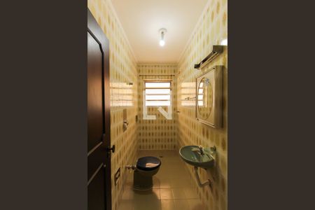 Casa à venda com 200m², 3 quartos e 4 vagasBanheiro 2