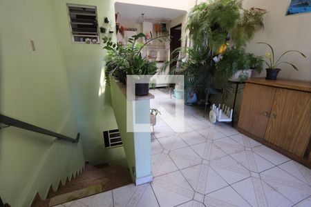 Casa à venda com 100m², 3 quartos e 4 vagasVaranda