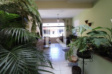 Casa à venda com 100m², 3 quartos e 4 vagasVaranda