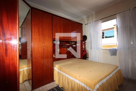 Casa à venda com 100m², 3 quartos e 4 vagasQuarto 3