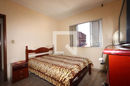 Casa à venda com 100m², 3 quartos e 4 vagasQuarto 2