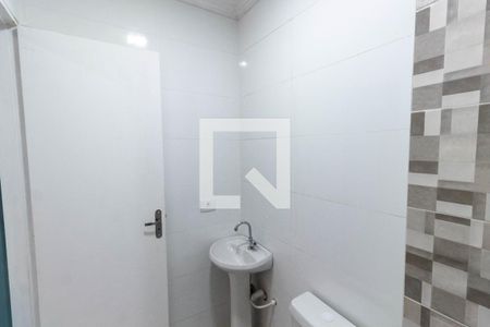 Banheiro de kitnet/studio para alugar com 1 quarto, 30m² em Jardim Jaú (zona Leste), São Paulo
