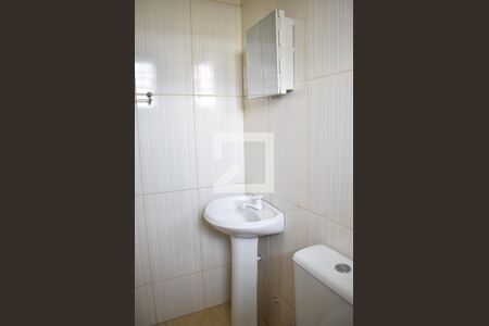 Casa para alugar com 30m², 1 quarto e sem vagaBanheiro