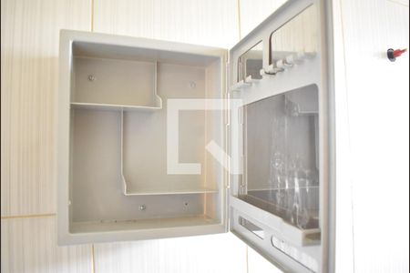 Casa para alugar com 30m², 1 quarto e sem vagaBanheiro - Armário