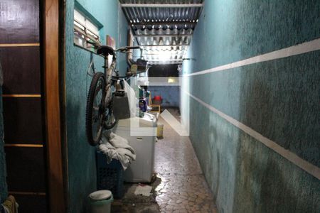 Casa à venda com 160m², 3 quartos e 1 vagaÁrea de Serviço