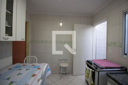 Cozinha de casa de condomínio à venda com 2 quartos, 60m² em Itaquera, São Paulo