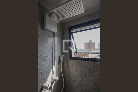 Apartamento à venda com 178m², 3 quartos e 3 vagasChuveiro do banheiro da suíte 3