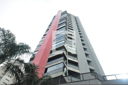 Apartamento à venda com 178m², 3 quartos e 3 vagasFachada