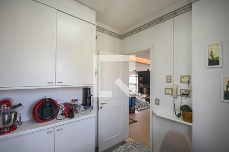 Apartamento à venda com 178m², 3 quartos e 3 vagasCozinha