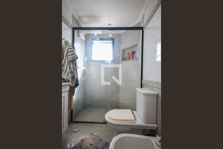 Apartamento à venda com 178m², 3 quartos e 3 vagasBanheiro suíte 3