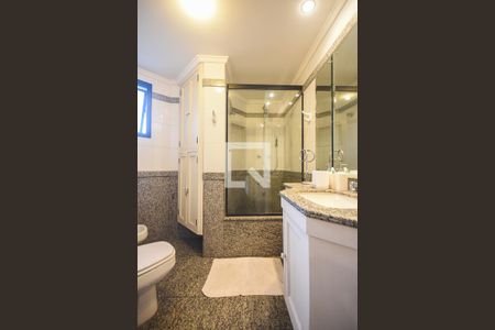 Apartamento à venda com 178m², 3 quartos e 3 vagasBanheiro suíte 1