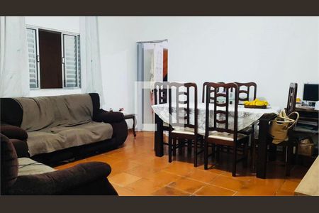 Casa à venda com 2 quartos, 77m² em Cambuci, São Paulo