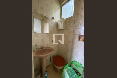 Apartamento à venda com 110m², 3 quartos e 1 vaga Apartamento à venda com 110m², 3 quartos e 1 vagaBanheiro da Suíte 2