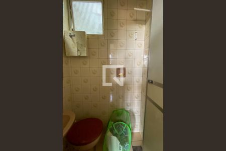 Apartamento à venda com 110m², 3 quartos e 1 vaga Apartamento à venda com 110m², 3 quartos e 1 vagaBanheiro da Suíte 2