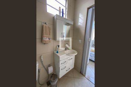 Apartamento à venda com 110m², 3 quartos e 1 vaga Apartamento à venda com 110m², 3 quartos e 1 vagaBanheiro da Suíte 1