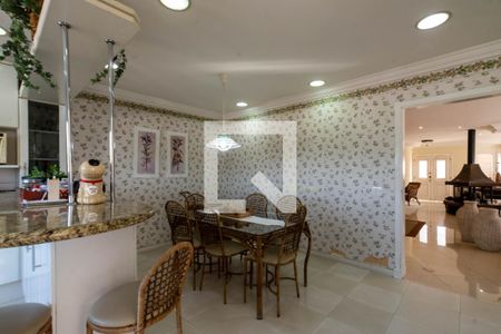 Casa à venda com 465m², 4 quartos e 6 vagas Casa à venda com 465m², 4 quartos e 6 vagasCopa