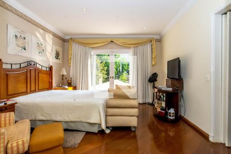 Suíte master de casa para alugar com 4 quartos, 465m² em Jardim Maia, Guarulhos