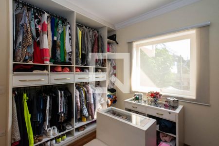 Casa à venda com 465m², 4 quartos e 6 vagas Casa à venda com 465m², 4 quartos e 6 vagasCloset da suíte master