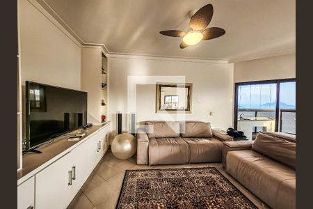 Sala de apartamento para alugar com 5 quartos, 250m² em Jardim Asturias, Guarujá