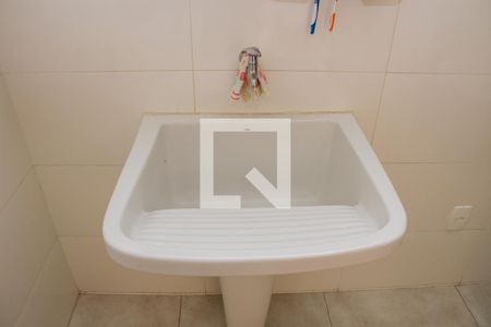 Casa de condomínio à venda com 375m², 4 quartos e 1 vagaÁrea de Serviço