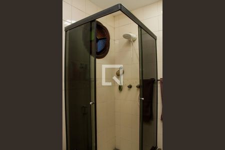 Casa de condomínio à venda com 375m², 4 quartos e 1 vagaBanheiro da Suíte 04