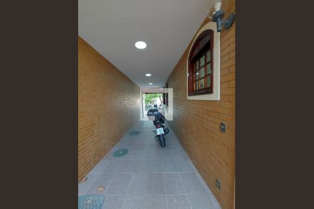 Casa de condomínio à venda com 375m², 4 quartos e 1 vagaGaragem