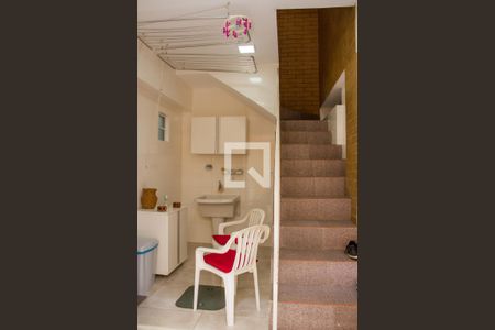 Casa de condomínio à venda com 375m², 4 quartos e 1 vagaÁrea de Serviço