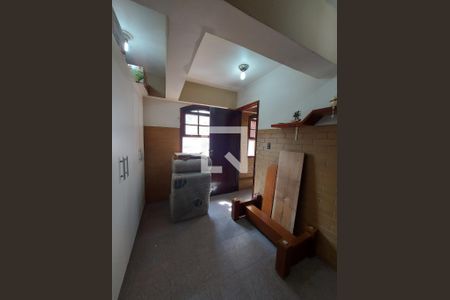 Casa de condomínio à venda com 375m², 4 quartos e 1 vagaQuarto de Serviço - 2º Andar