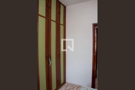 Casa de condomínio à venda com 375m², 4 quartos e 1 vagaSuíte 01