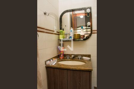 Casa de condomínio à venda com 375m², 4 quartos e 1 vagaBanheiro da Suíte 03