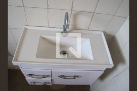 Casa à venda com 176m², 3 quartos e 3 vagasCasa 2 - Banheiro