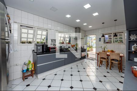 Casa à venda com 300m², 5 quartos e 3 vagasCozinha