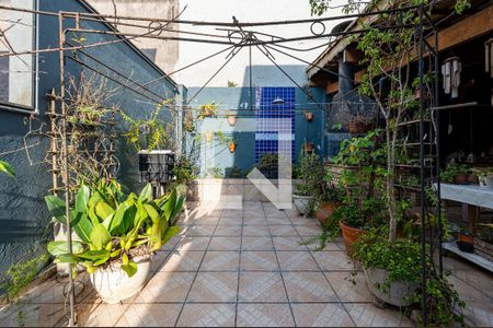 Casa à venda com 300m², 5 quartos e 3 vagasQuintal