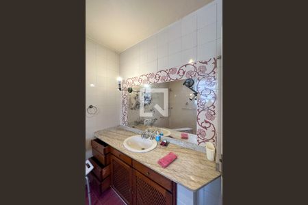 Apartamento à venda com 350m², 3 quartos e 1 vagaBanheiro Social