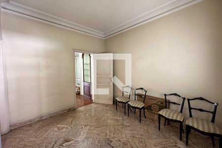 Apartamento à venda com 350m², 3 quartos e 1 vagaSala de Jantar