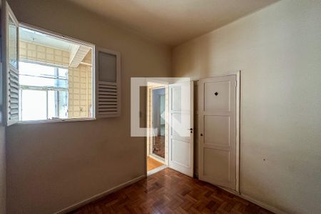 Apartamento à venda com 350m², 3 quartos e 1 vagaQuarto de Serviço 02