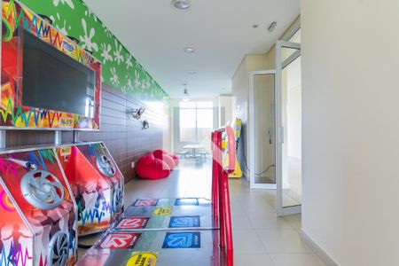 Apartamento para alugar com 65m², 2 quartos e 1 vaga Apartamento para alugar com 65m², 2 quartos e 1 vagaÁrea comum - Salão de Jogos 2