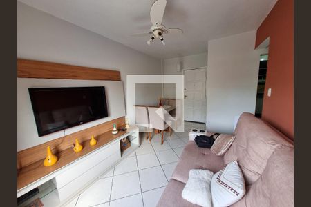 Apartamento à venda com 66m², 2 quartos e 1 vagaSala