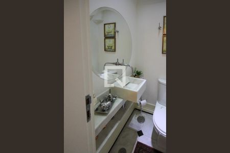 Apartamento à venda com 156m², 3 quartos e 3 vagasLavabo