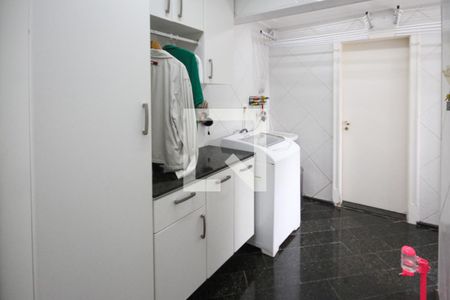 Apartamento à venda com 156m², 3 quartos e 3 vagasÁrea de Serviço