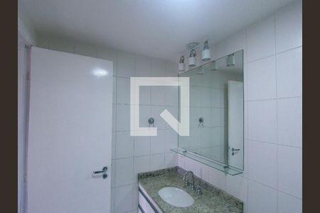 Apartamento à venda com 76m², 2 quartos e 1 vagaBanheiro da Suíte 