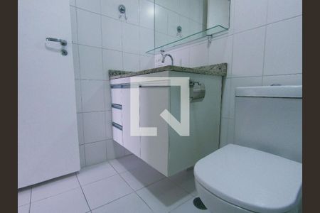 Apartamento à venda com 76m², 2 quartos e 1 vagaBanheiro da Suíte 