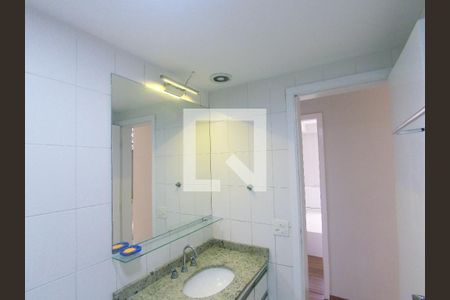 Apartamento à venda com 76m², 2 quartos e 1 vagaBanheiro 