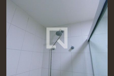 Apartamento à venda com 76m², 2 quartos e 1 vagaBanheiro 