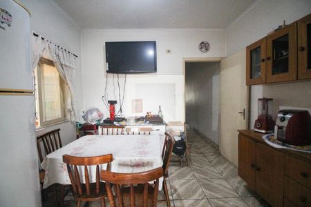 Casa à venda com 216m², 5 quartos e 3 vagasCozinha