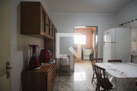 Casa à venda com 216m², 5 quartos e 3 vagasCozinha