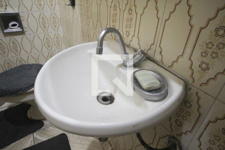 Casa à venda com 216m², 5 quartos e 3 vagasBanheiro