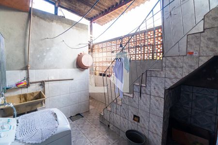 Casa à venda com 309m², 3 quartos e 2 vagas Casa à venda com 309m², 3 quartos e 2 vagasÁrea de Serviço