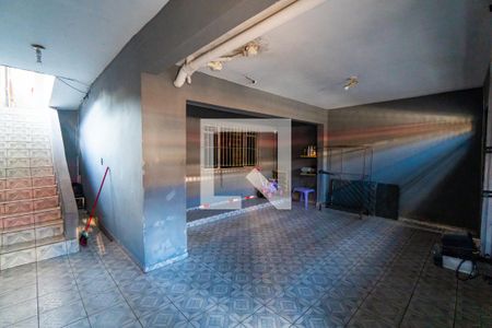 Casa à venda com 309m², 3 quartos e 2 vagas Casa à venda com 309m², 3 quartos e 2 vagasGaragem